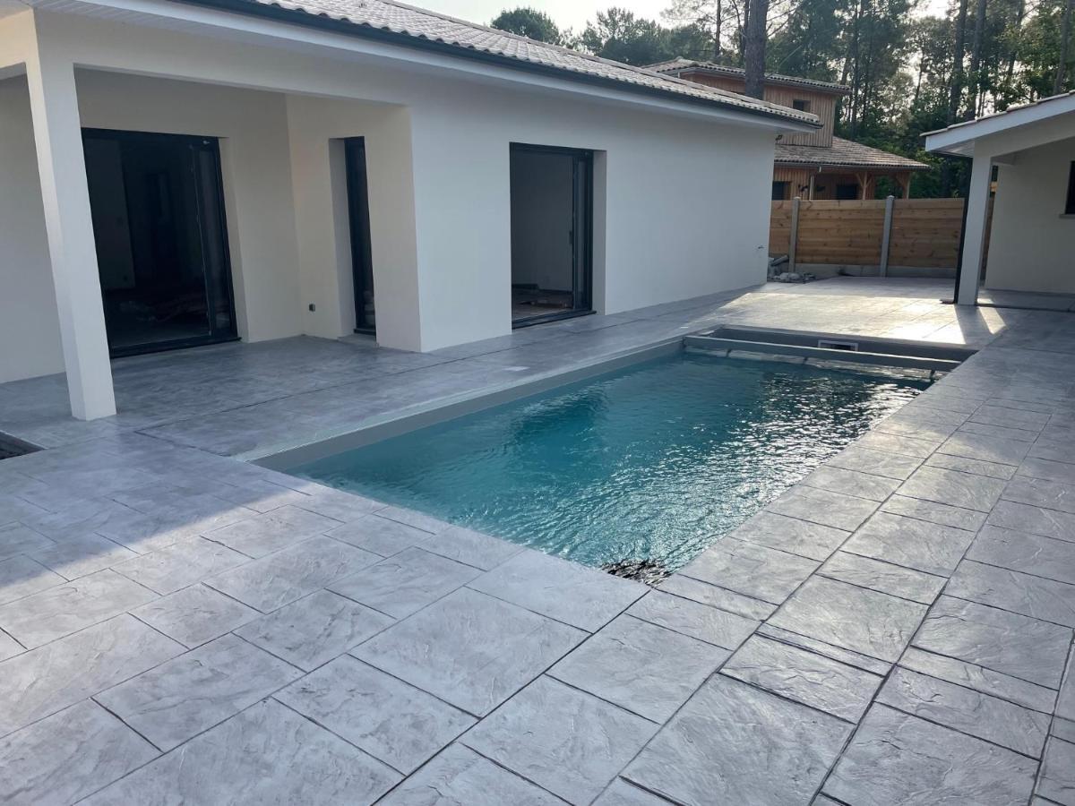 Maison Moderne Avec Piscine Chauffee Лакано Экстерьер фото